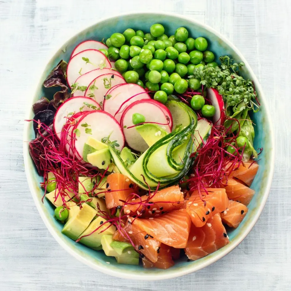 Poke bowls & salads